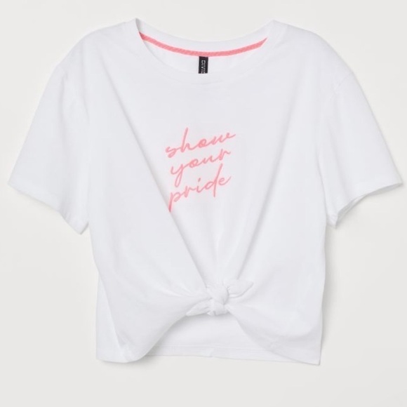 H&M divided tee - Picture 1 of 7
